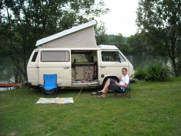 2-med-vw-bus-srecanje-vinica-2011-foto_17371440_17418260_18833042.jpg